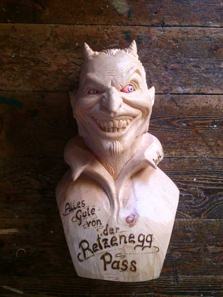 Krampus Bueste Holz